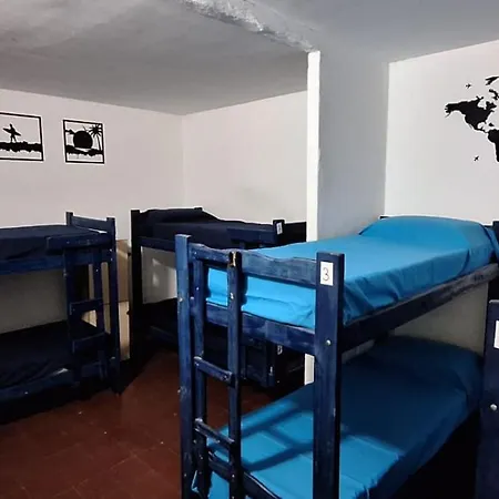 Hostel La Perla-2